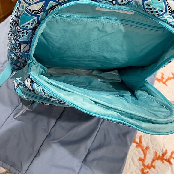 Large Backpack - Picture 3 of 3